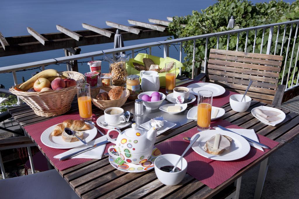 Domaine Du Burignon Hotel Saint-Saphorin Екстериор снимка